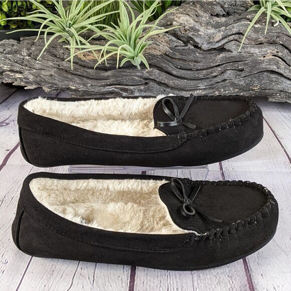 Cushionaire Sabina Moccasin Memory Foam Slippers - Picture 3 of 10